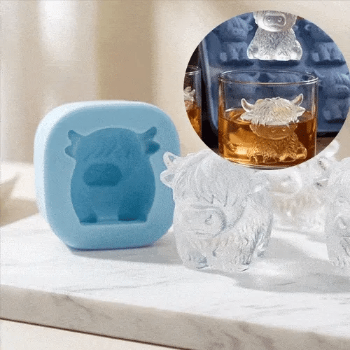 MooMold – Adorable Highland Cow Ice Cube Tray
