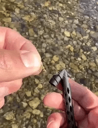 FlyMatic – Magnetic Fly Threader & Knot Tying Tool