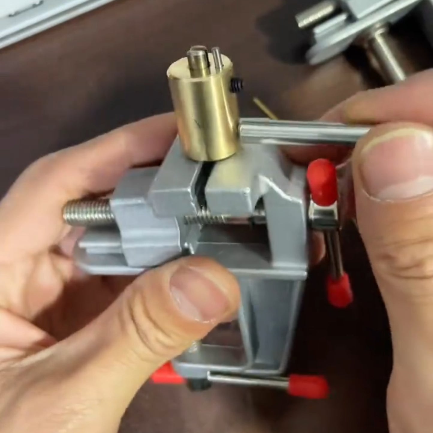 CraftBend X – Professional Loop Maker