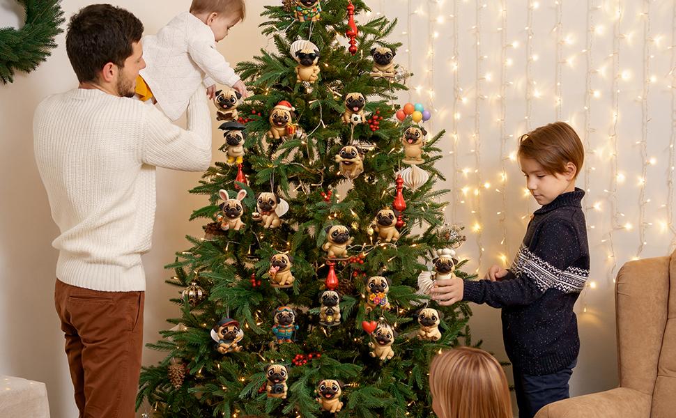 PawsCrest – 24-Day Pug Advent Calendar 2026