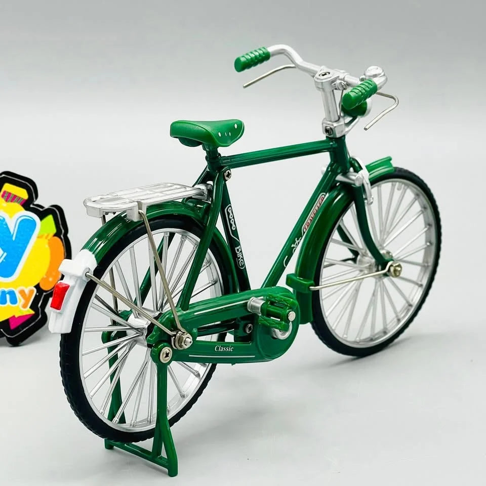 CycleCraft – Detailed Vintage Bicycle Display Model Toy