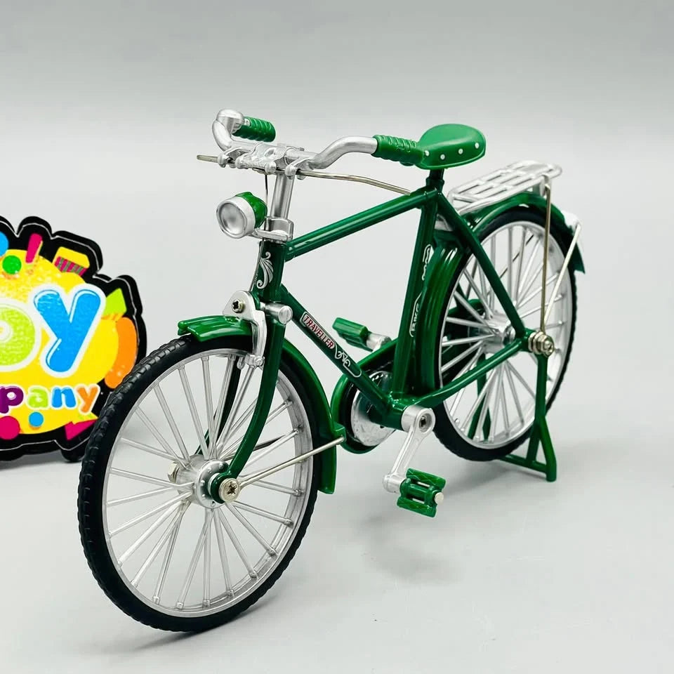 CycleCraft – Detailed Vintage Bicycle Display Model Toy