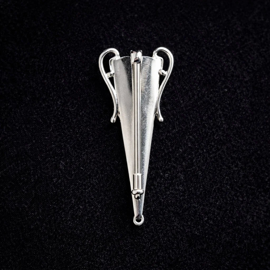 BloomBrooch – Artistic Wearable Flower Holder Brooch