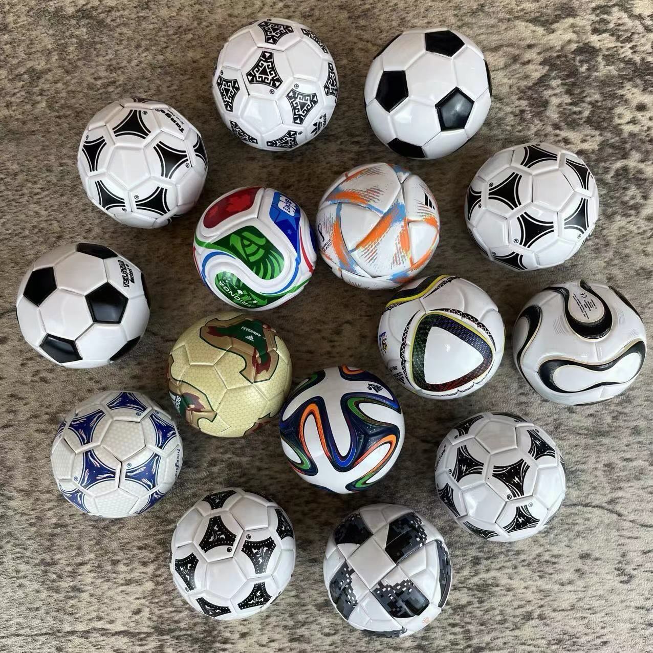 FootyVault | 15-Piece World Cup Ornament Set
