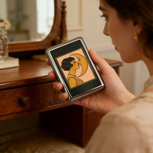 Vaultique - Elegant RFID Protection Wallet