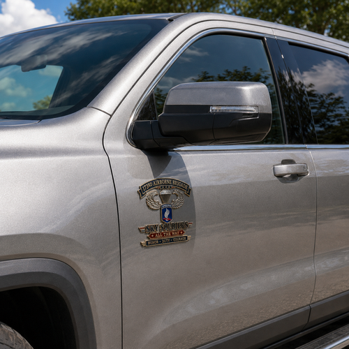 SkyForce – 173rd Airborne Brigade Metal Car Emblem