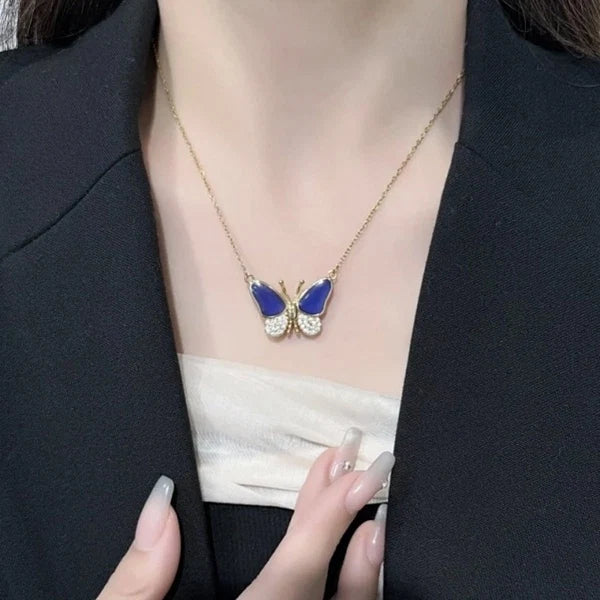 ButterGlow – Heat-Reactive Butterfly Necklace