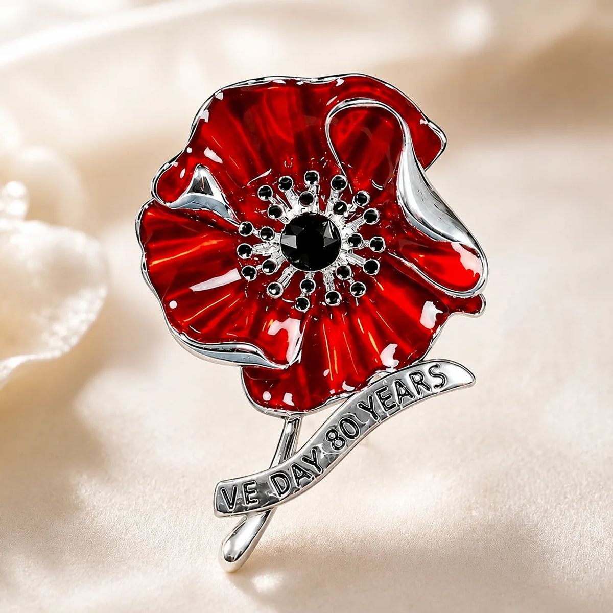 HeritageGlow – VE Day 80 Poppy Brooch
