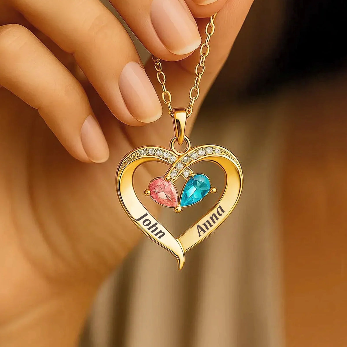 LoveScript – Personalized Family Name Necklace