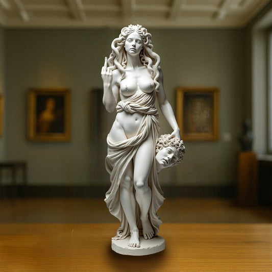 DivineGaze – Bold Medusa Art Décor Figure