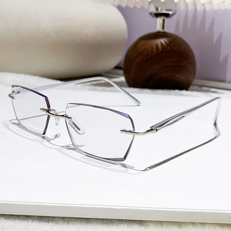VisionFlex – Smart Zoom & Color-Changing Reading Glasses