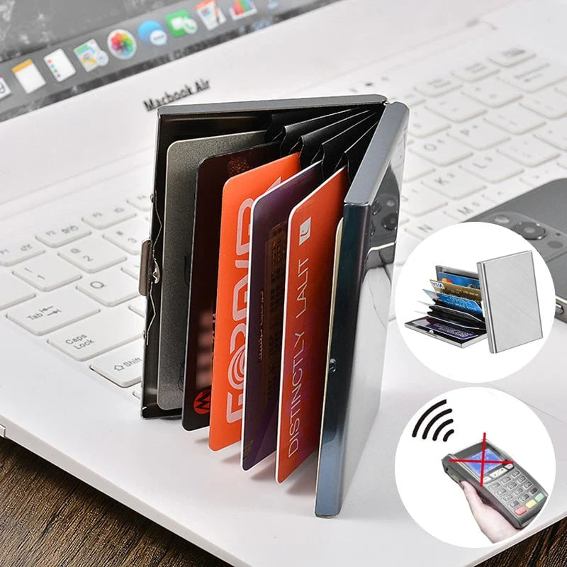 VaultCard – Compact RFID Blocking Card Holder