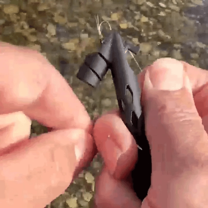 FlyMatic – Magnetic Fly Threader & Knot Tying Tool