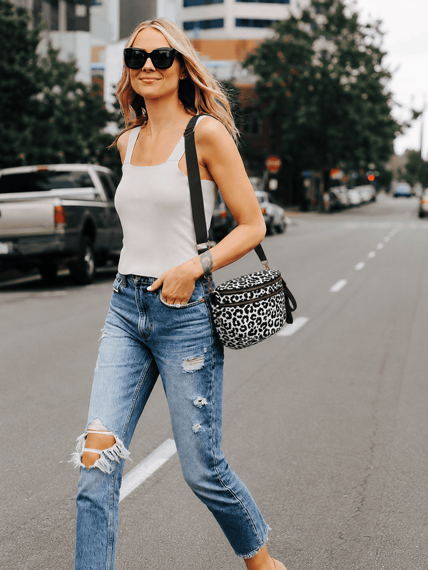 CarryEase – Everyday Crossbody Bag