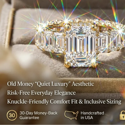 Lumière – Classic Emerald Cut Luxury Diamond Ring