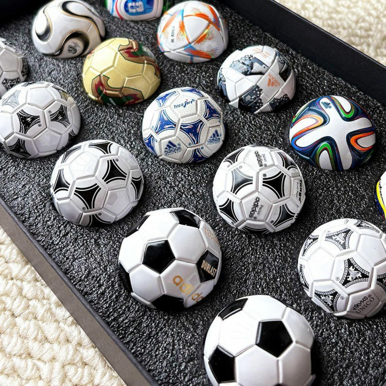 FootyVault | 15-Piece World Cup Ornament Set