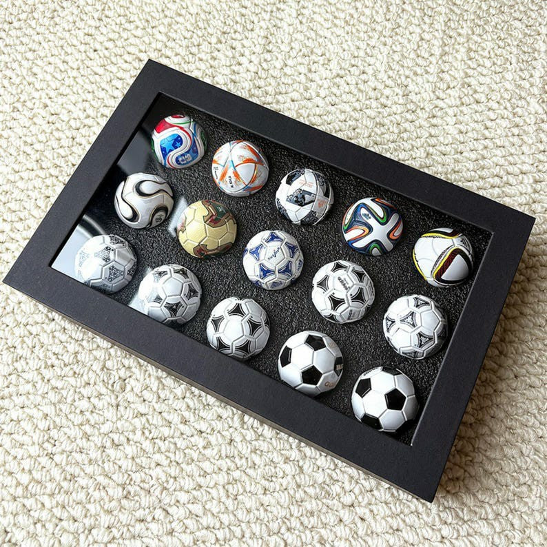 FootyVault | 15-Piece World Cup Ornament Set