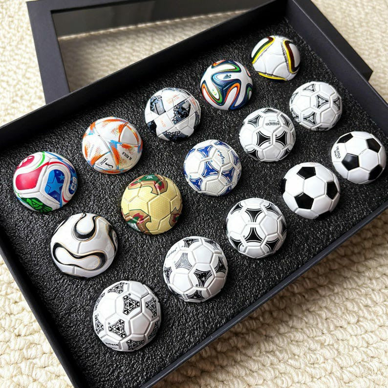 FootyVault | 15-Piece World Cup Ornament Set