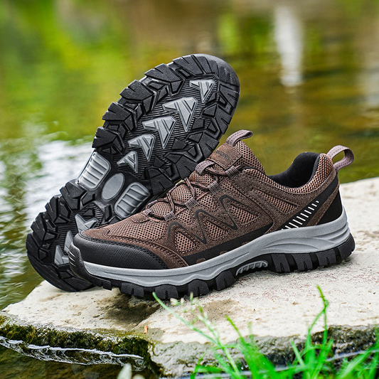 GripCore – Non-Slip Orthopedic Work & Outdoor Shoes