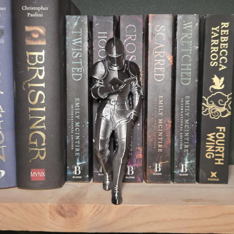 CastleGuard – Medieval Knight Fantasy Book Nook
