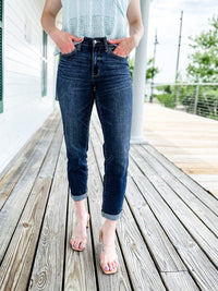 ChicContour – Figure-Flattering Dark-Wash Jeans