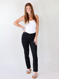 ChicContour – Figure-Flattering Dark-Wash Jeans