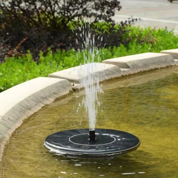 SolaraFlow – Solar Bird Bath Fountain Pump