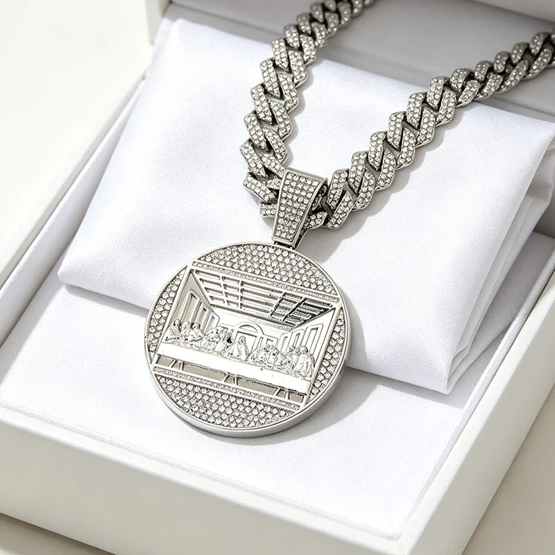 UrbanCuban – Cuban Pendant Chain Necklace