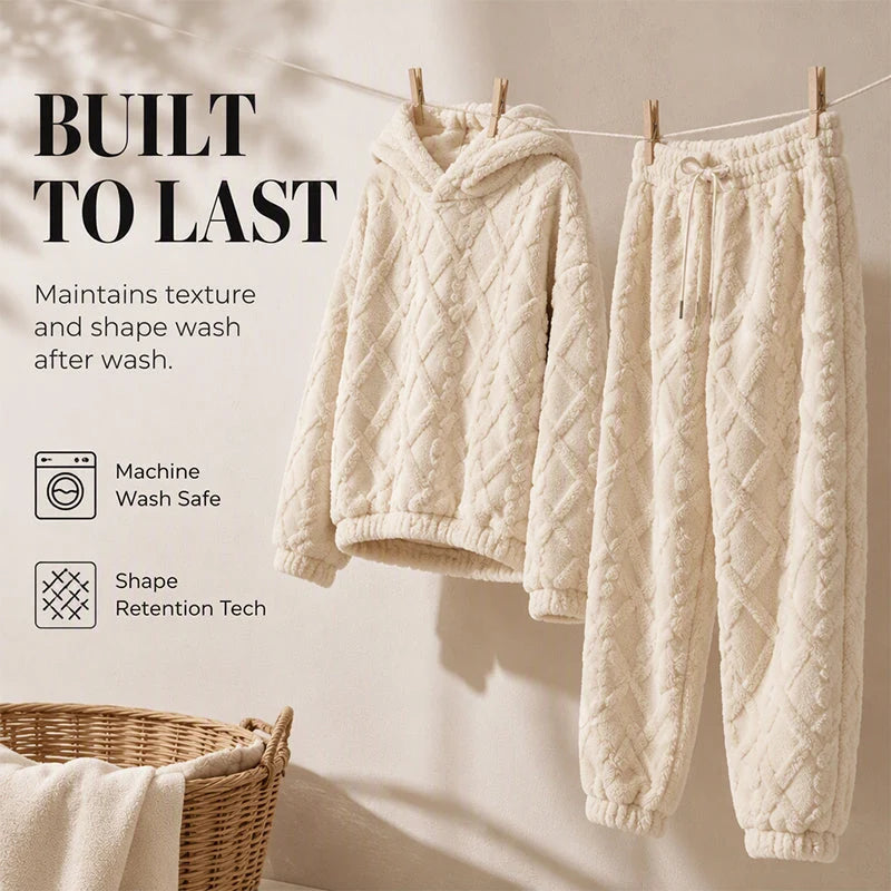 WinterLoom – 3D Geometric Plush Comfort Set