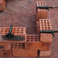 BrickAnchor – Adjustable Bricklaying Guide Clips