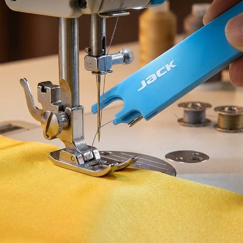 StitchEase – 4 In 1 Precision Needle Threading Tool